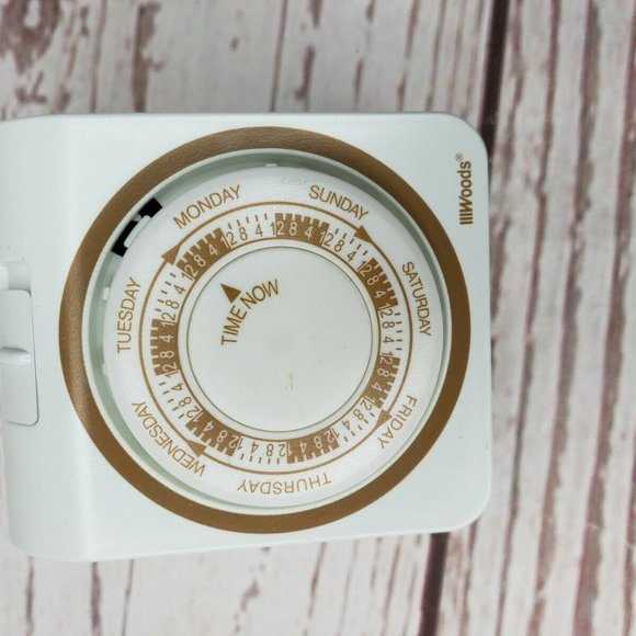 Woods Coleman Cable Mechanical Outlet Timer - Picture 9 of 9
